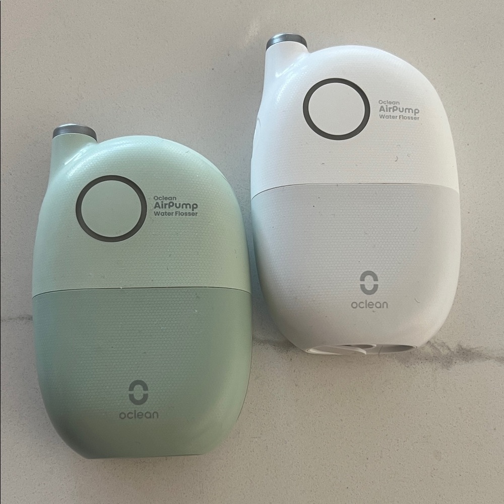 Oclean AirPump Water Flosser Set - Green and White